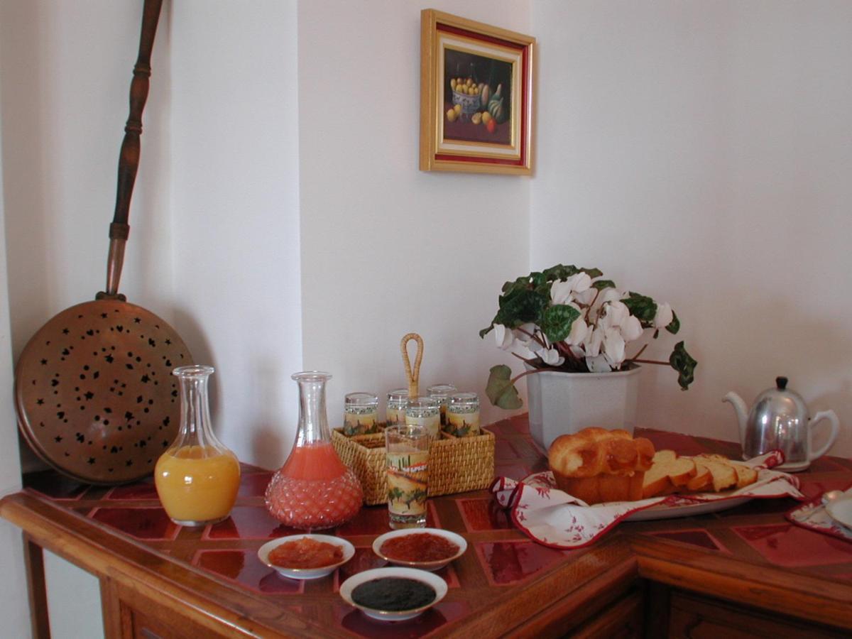 Chambre D'Hote "Avignon" Aramon Eksteriør bilde